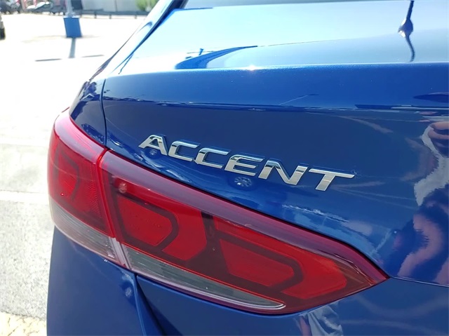 2021 Hyundai Accent SE 6