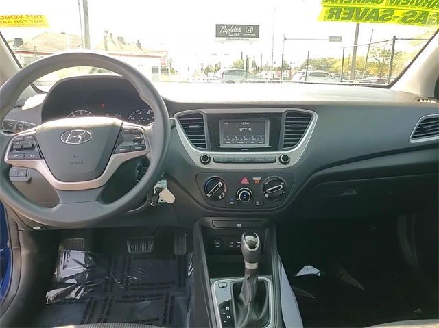 2021 Hyundai Accent SE 11