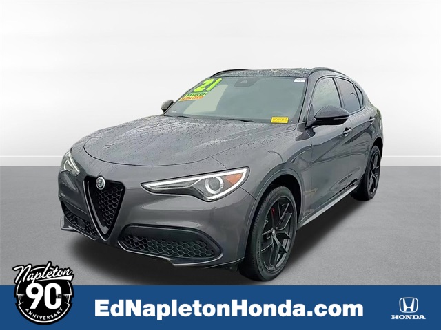 2021 Alfa Romeo Stelvio Ti Sport 1