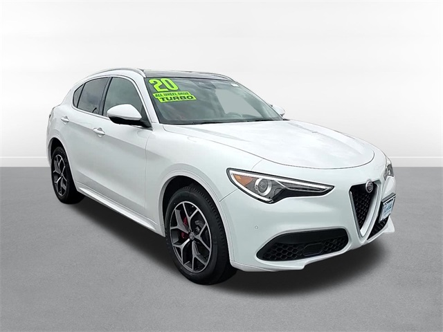 2020 Alfa Romeo Stelvio Ti 3