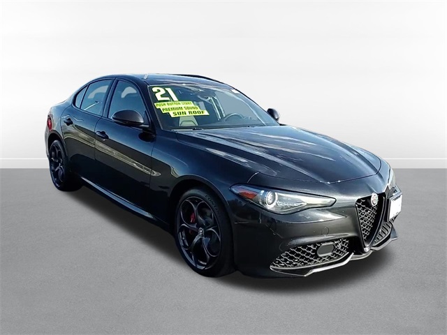 2021 Alfa Romeo Giulia Ti Sport 3