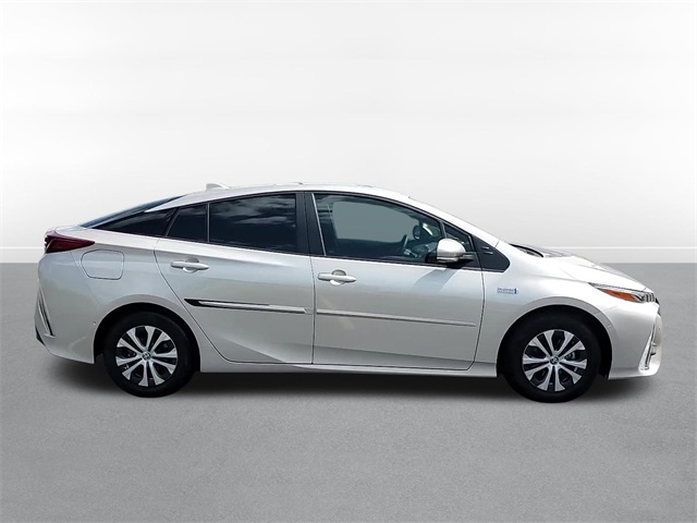 2022 Toyota Prius Prime Limited 4