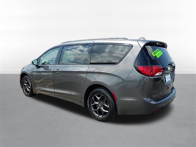 2019 Chrysler Pacifica Touring L 9