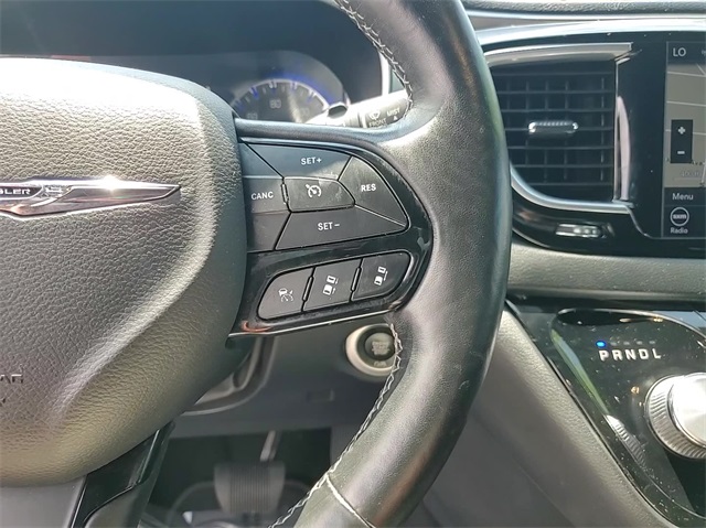 2019 Chrysler Pacifica Touring L 22