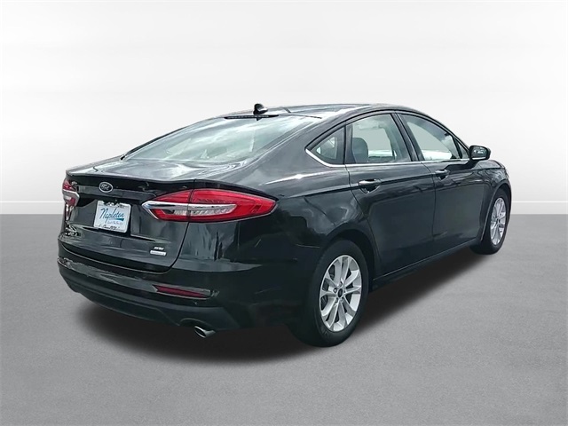 2020 Ford Fusion SE 6