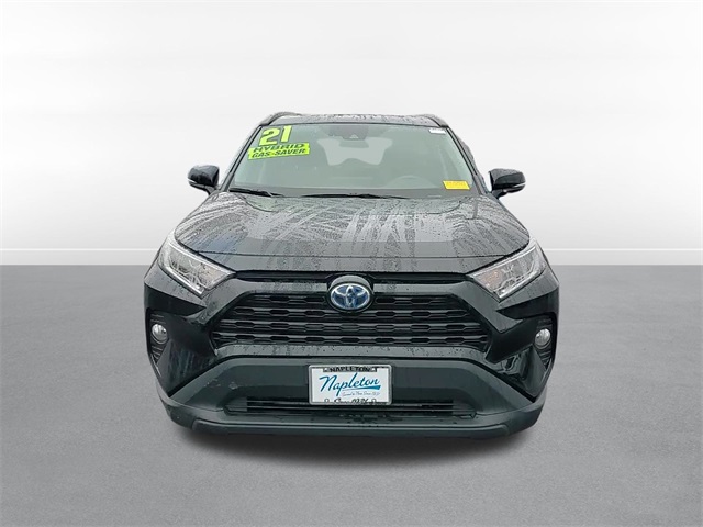 2021 Toyota RAV4 Hybrid XLE 2