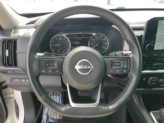2022 Nissan Pathfinder SL 20
