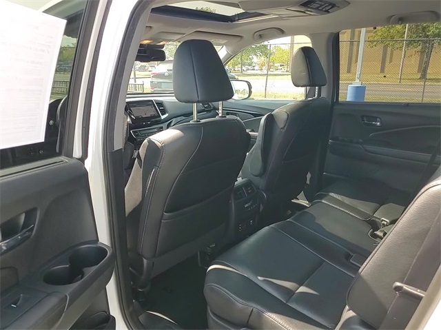 2017 Honda Pilot Touring 26