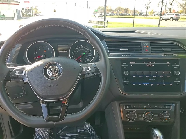 2021 Volkswagen Tiguan 2.0T SE R-Line Black 26