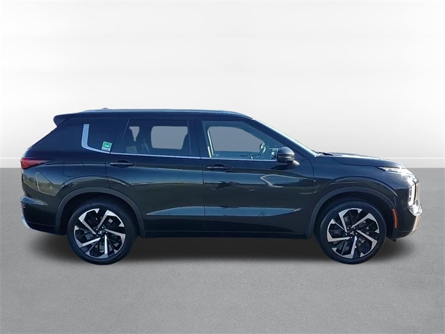 2022 Mitsubishi Outlander SEL 4