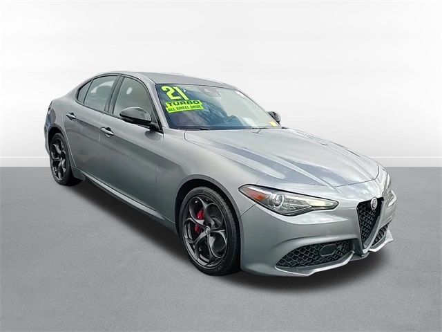 2021 Alfa Romeo Giulia Ti Sport 3