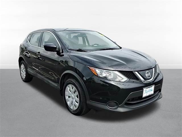 2019 Nissan Rogue Sport S 3