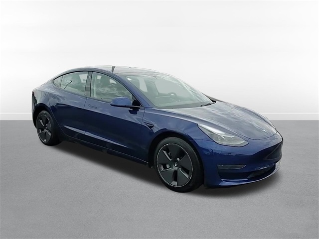 2023 Tesla Model 3 Base 3