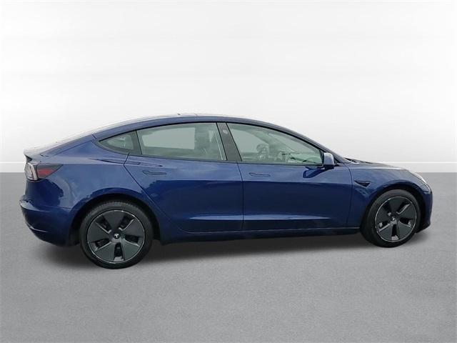 2023 Tesla Model 3 Base 4