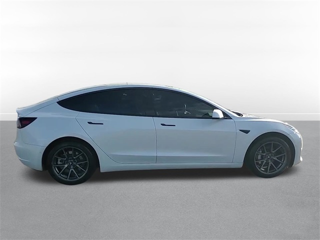 2023 Tesla Model 3 Base 4