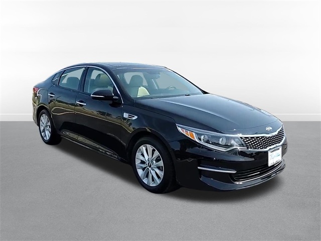 2017 Kia Optima EX 3