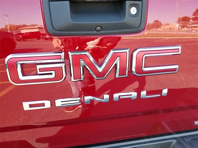 2021 GMC Canyon Denali 7