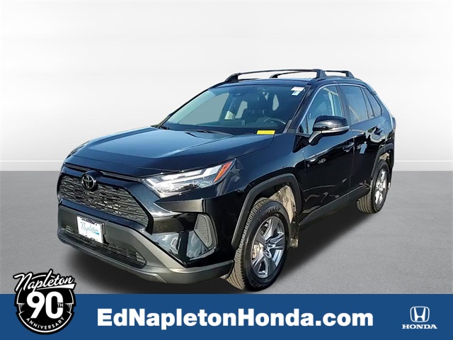 2022 Toyota RAV4 XLE 1