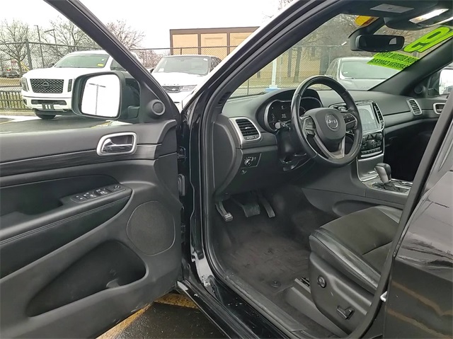 2019 Jeep Grand Cherokee Altitude 12