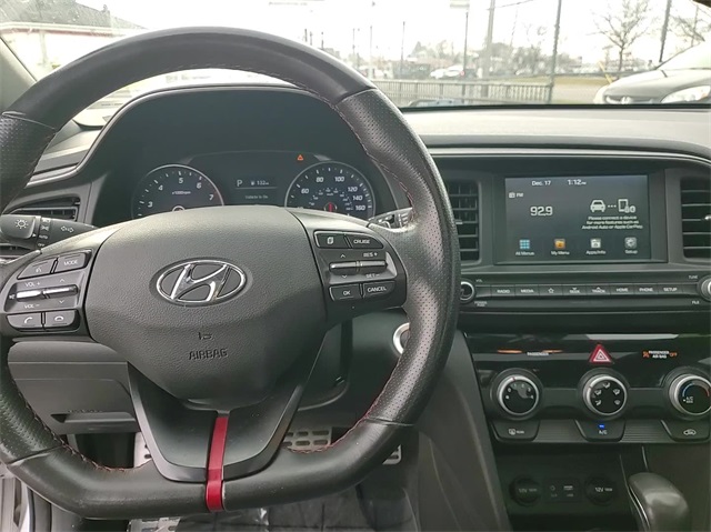 2019 Hyundai Elantra Sport 25