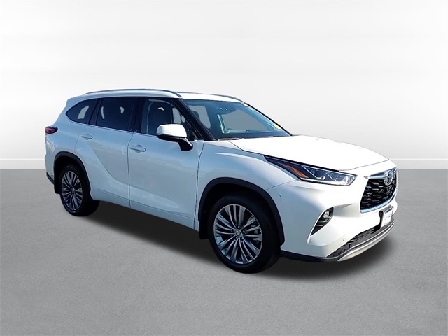 2021 Toyota Highlander Platinum 3