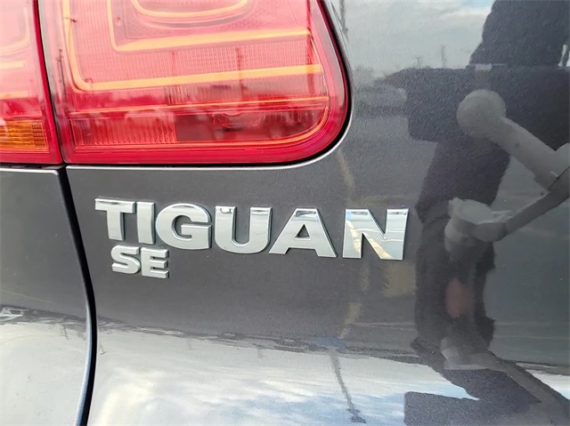 2016 Volkswagen Tiguan SE 7