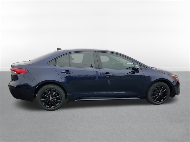 2021 Toyota Corolla LE 4