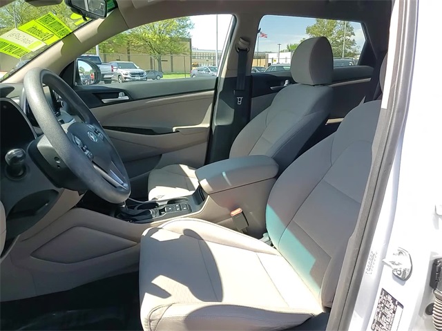 2019 Hyundai Tucson SEL 17