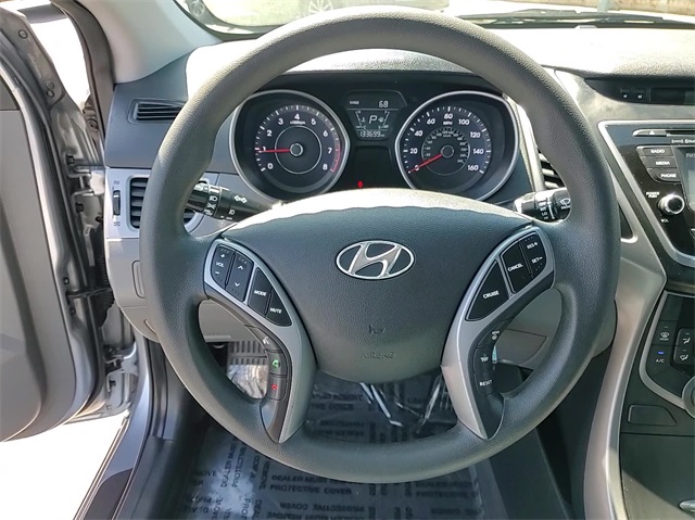 2015 Hyundai Elantra SE 19