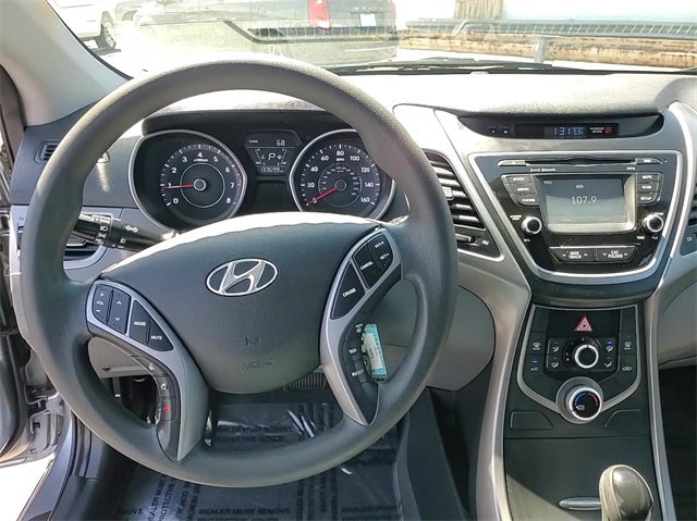2015 Hyundai Elantra SE 27
