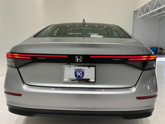 2024 Honda Accord EX 5
