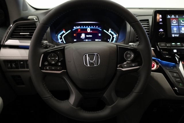 2024 Honda Odyssey Touring 9