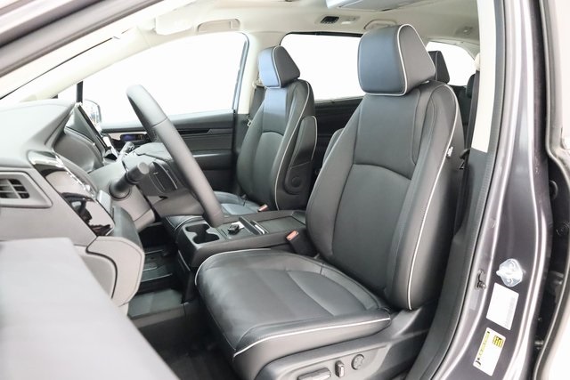 2025 Honda Odyssey Touring 21