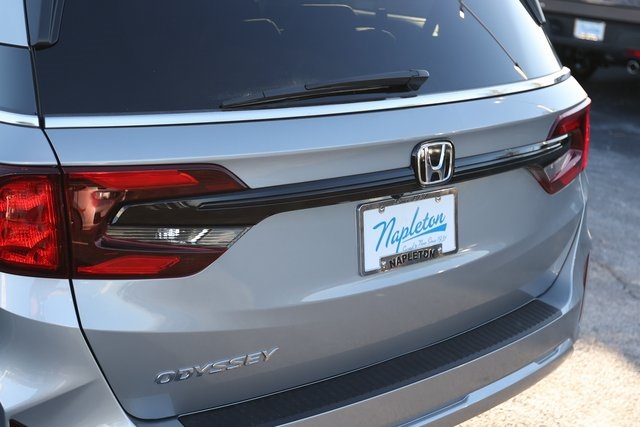 2025 Honda Odyssey EX-L 7