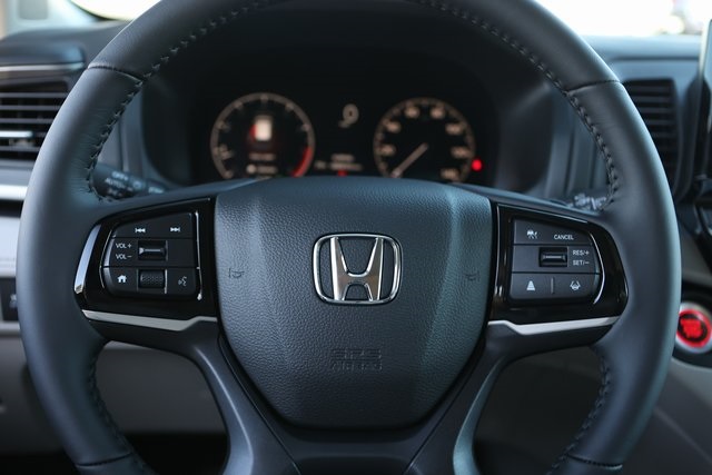 2025 Honda Odyssey EX-L 16