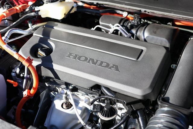 2025 Honda CR-V Hybrid Sport 8