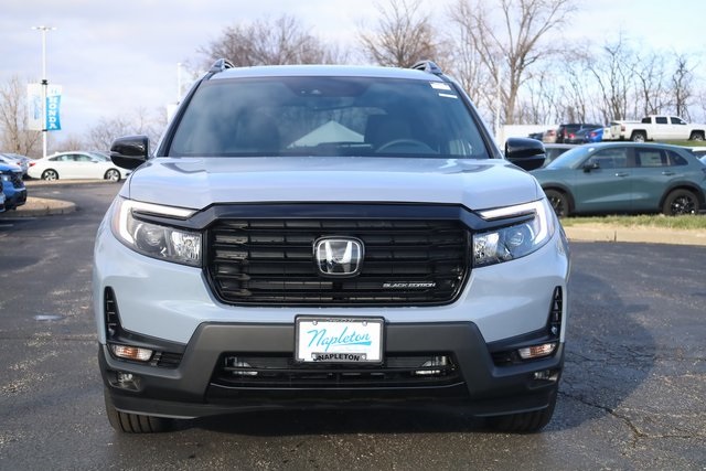 2025 Honda Passport Black Edition 3