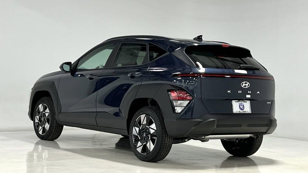 2025 Hyundai Kona SEL 4