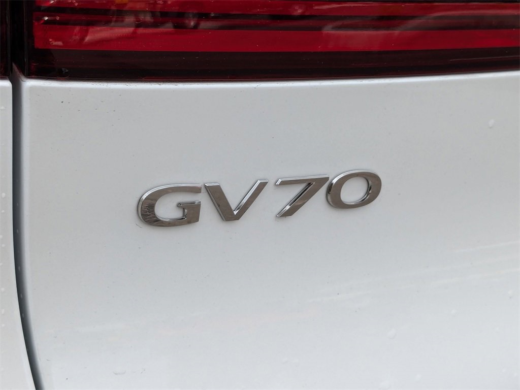 2025 Genesis GV70 2.5T Sport Prestige 9