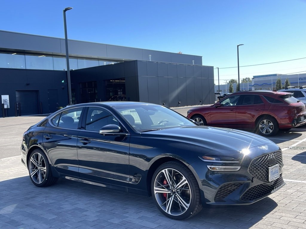 2025 Genesis G70 3.3T Sport Advanced 3