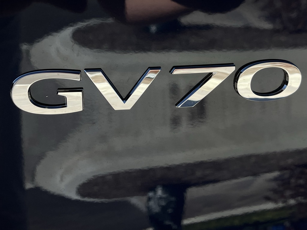 2025 Genesis GV70 3.5T Sport 7