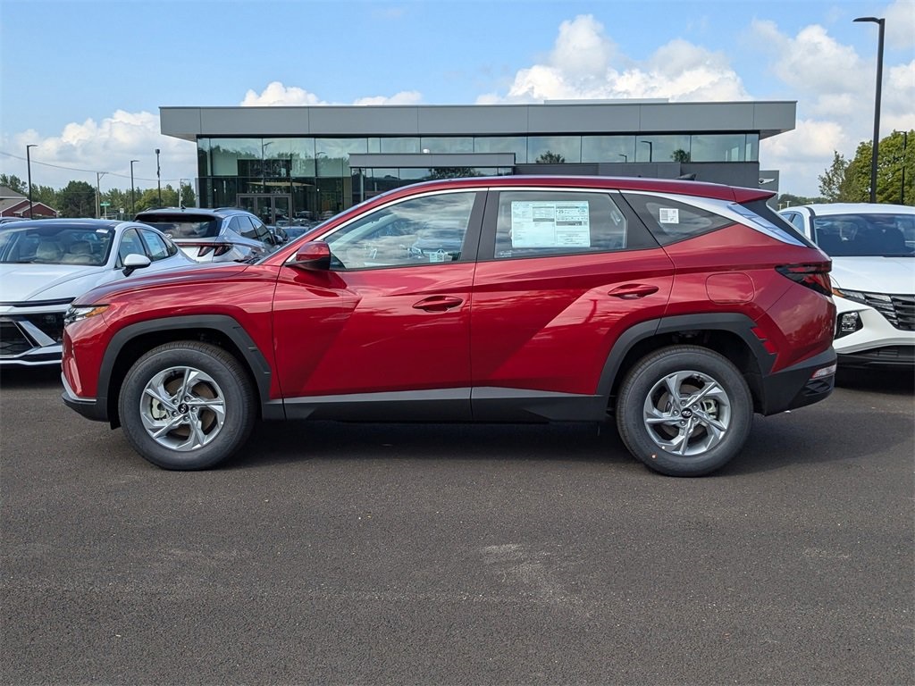 2024 Hyundai Tucson SE 8