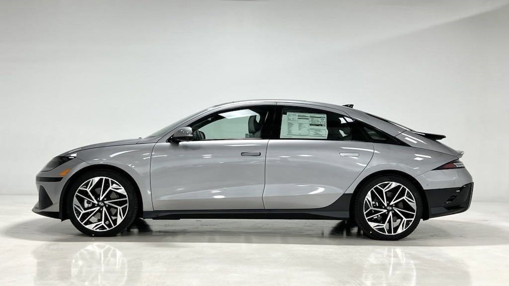 2024 Hyundai IONIQ 6 Limited 3