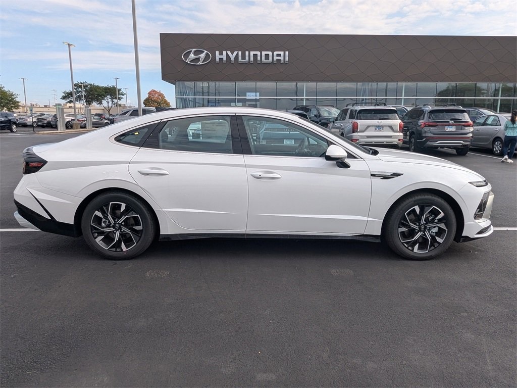 2024 Hyundai Sonata SEL 4