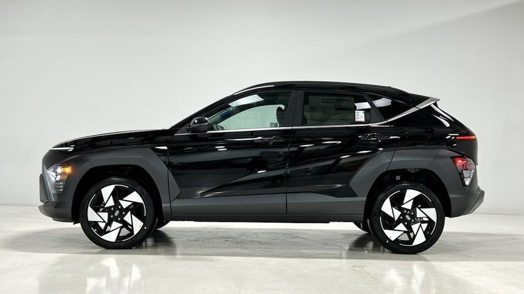 2025 Hyundai Kona Limited 3