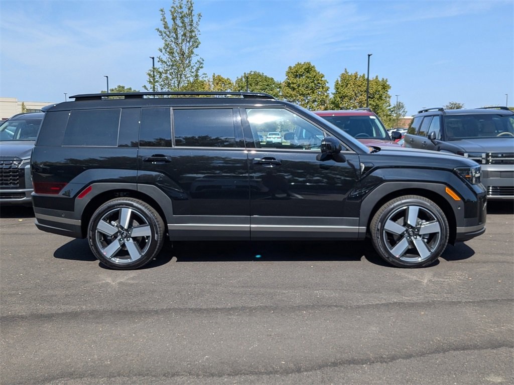 2025 Hyundai Santa Fe Hybrid Limited 4