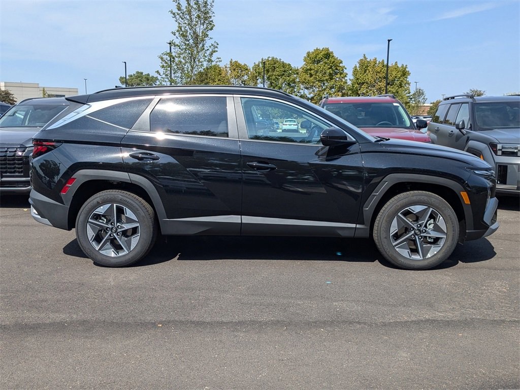 2025 Hyundai Tucson SEL 4