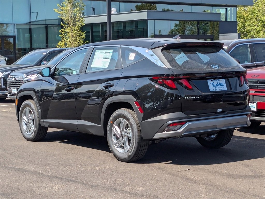 2025 Hyundai Tucson SE 7