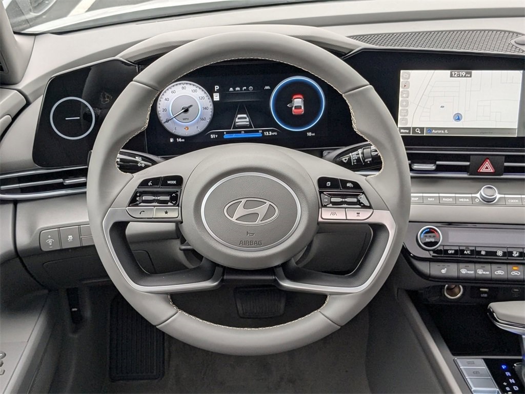 2025 Hyundai Elantra SEL 20