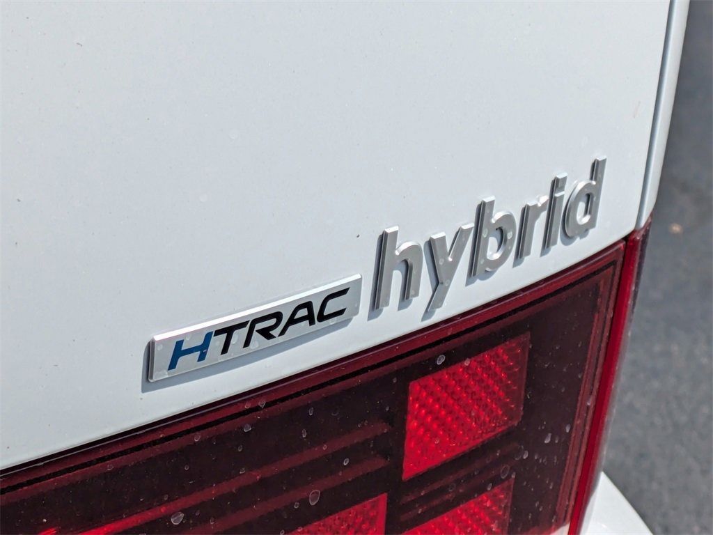 2025 Hyundai Santa Fe Hybrid Limited 9